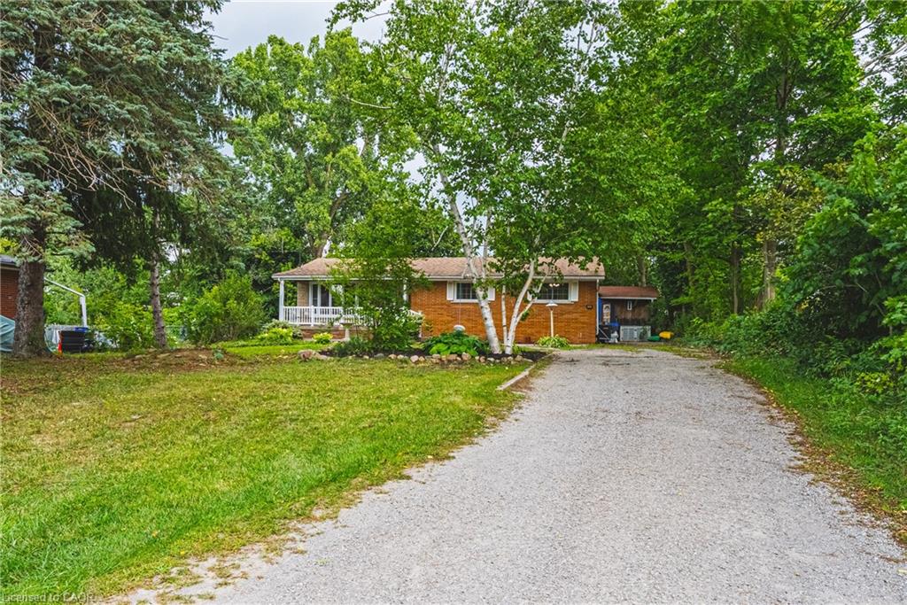210-mackenzie-crescent-caledonia-ontario-40763193