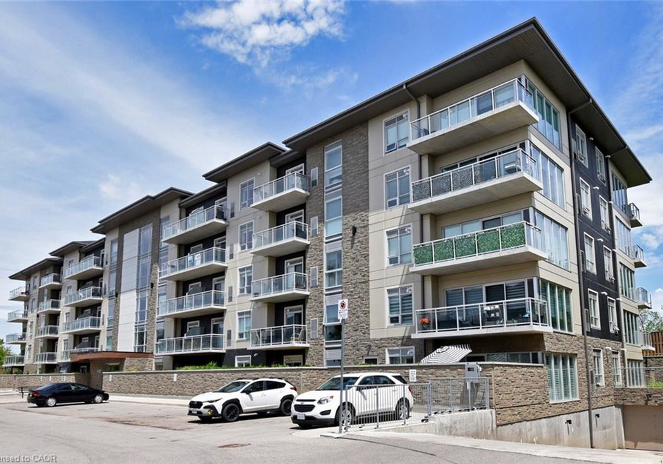 16-markle-crescent-ancaster-ontario-40763392