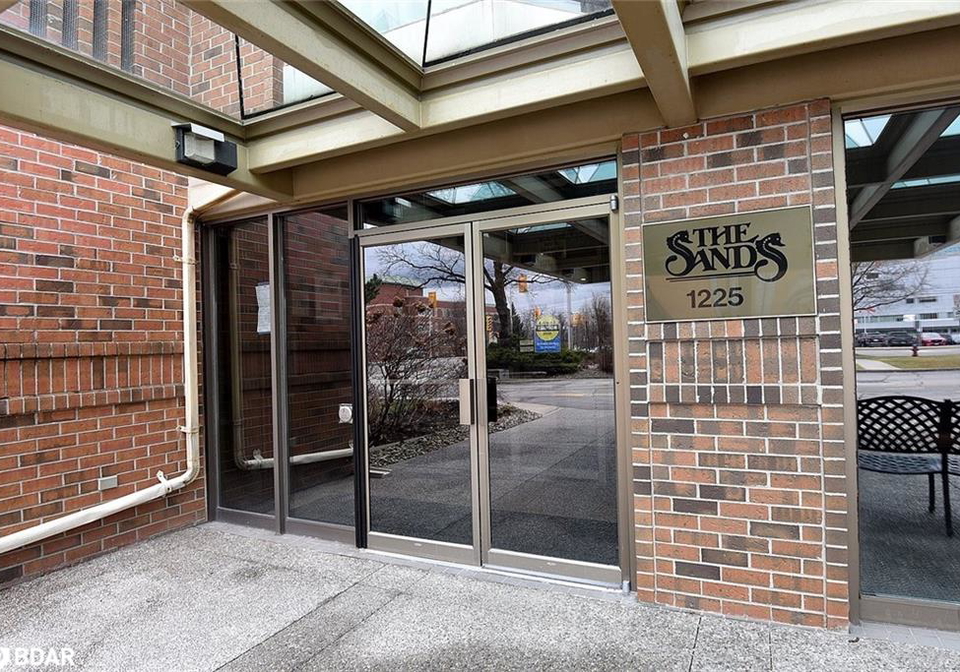 1225-north-shore-boulevard-e-burlington-ontario-40763411