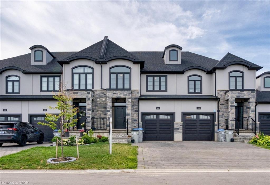 231-winlow-way-komoka-ontario-40763432