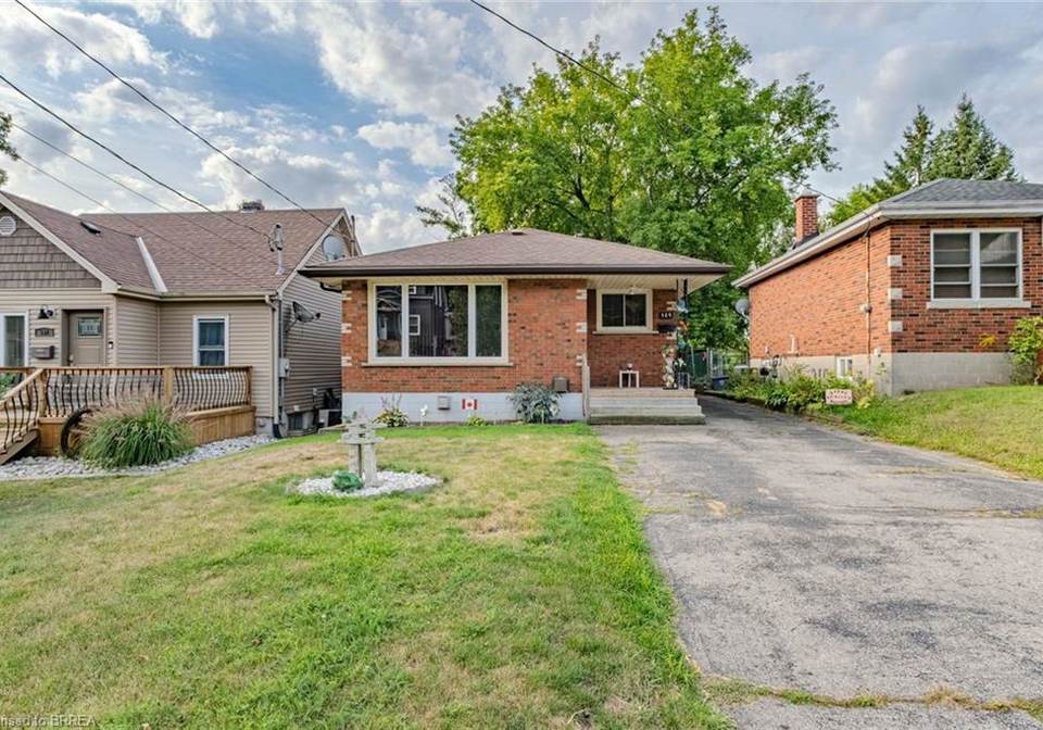 389-nelson-street-brantford-ontario-40763468