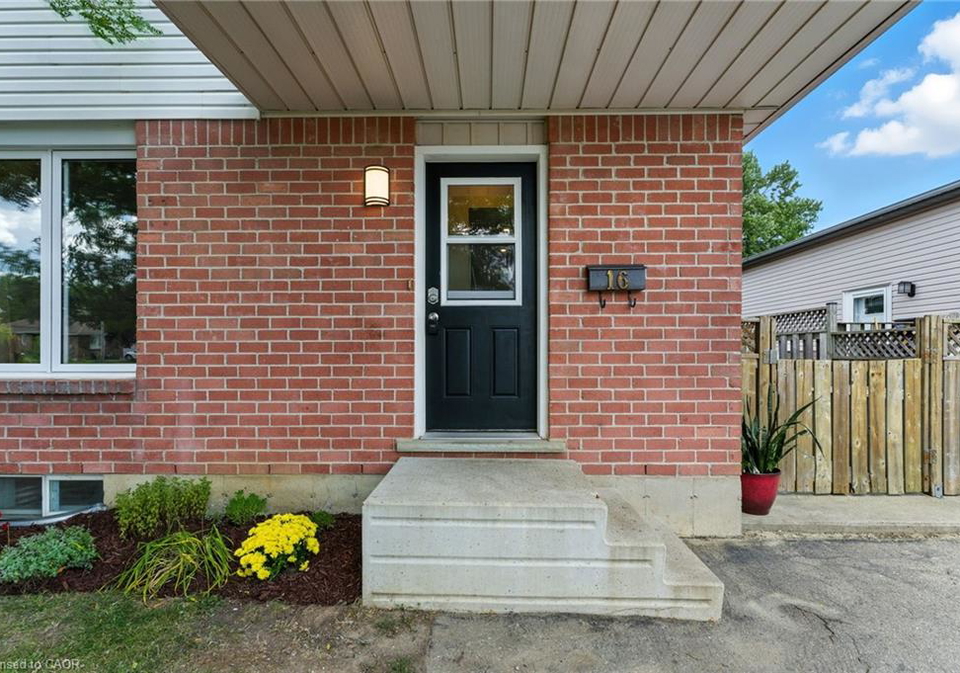 16-ivy-crescent-paris-ontario-40763480