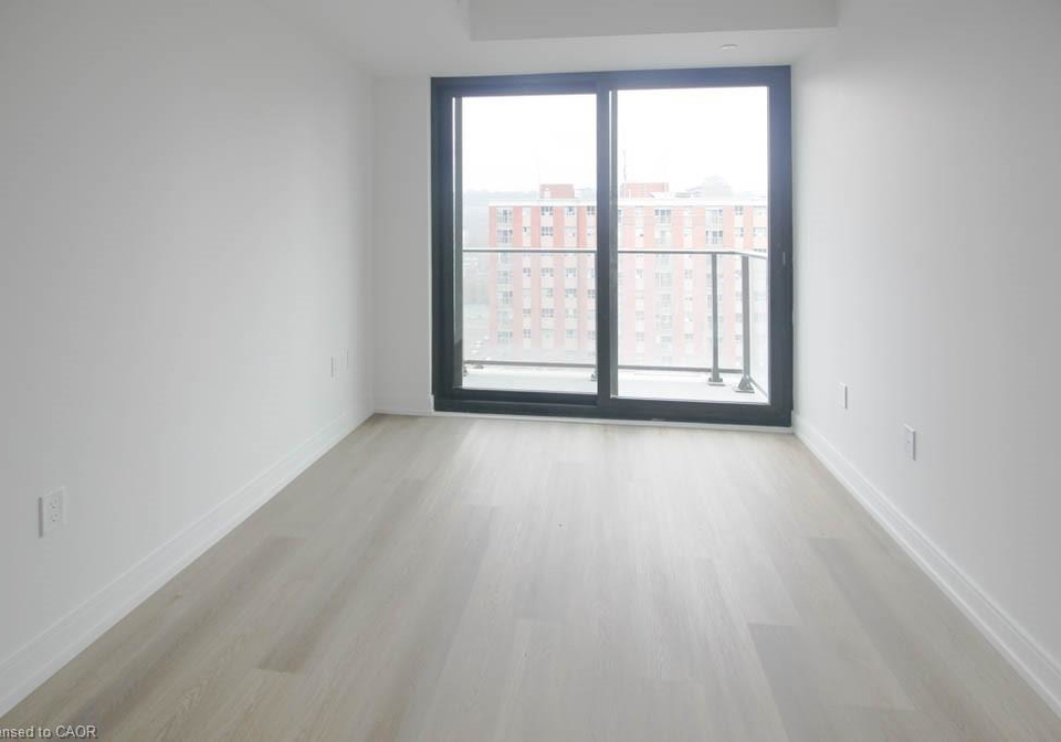 1-jarvis-street-hamilton-ontario-40763481