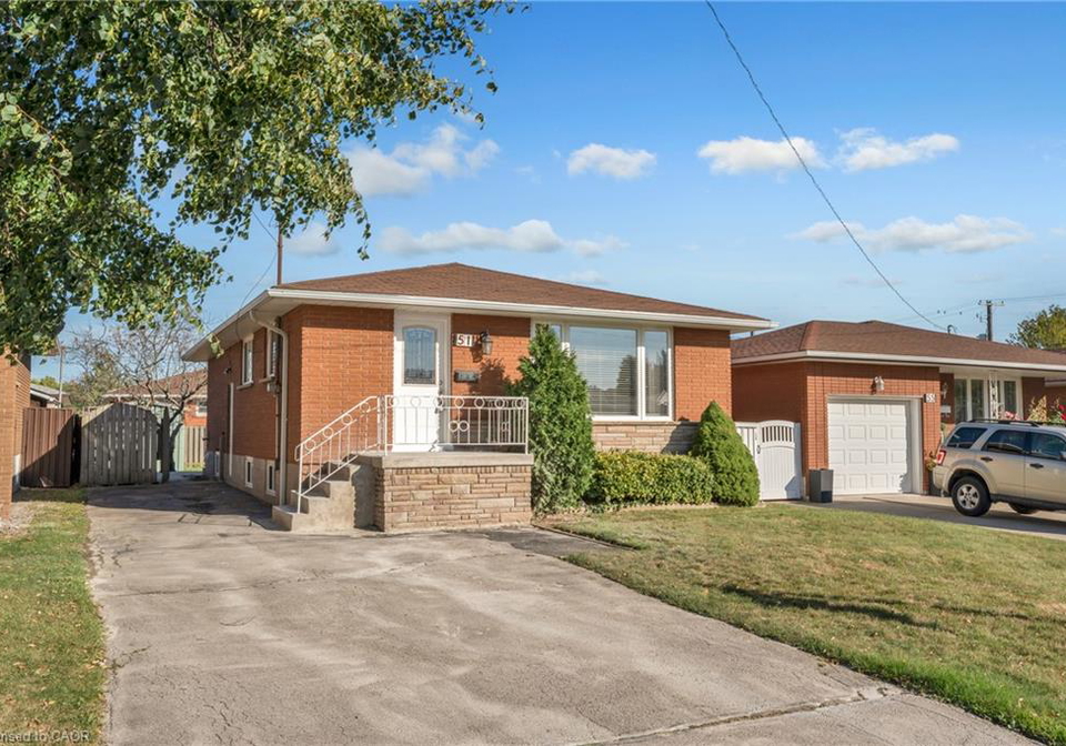 51-bonaventure-drive-hamilton-ontario-40763641