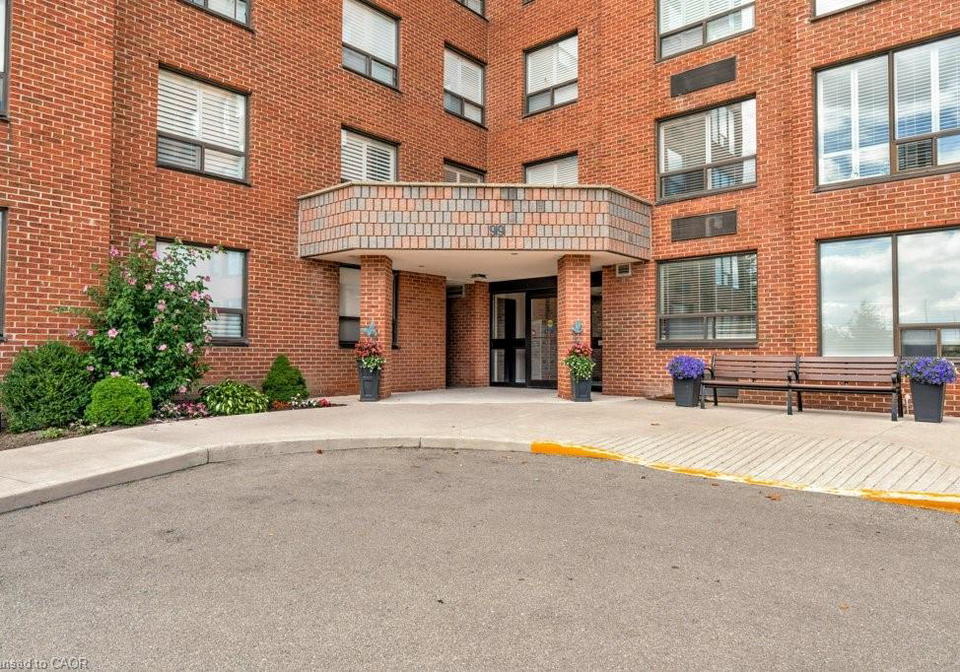 99-donn-avenue-stoney-creek-ontario-40763652