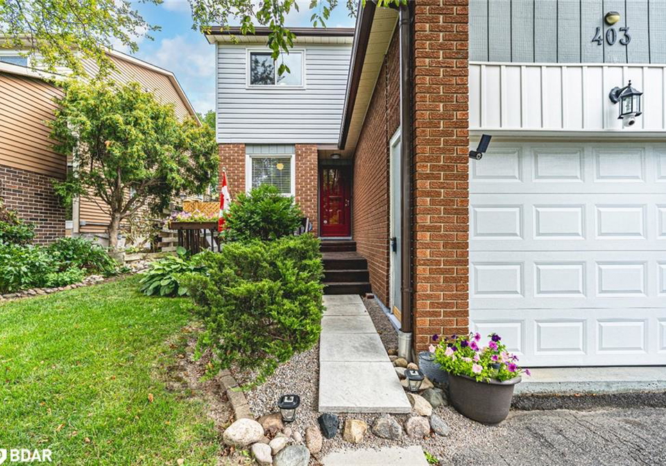 403-maplegrove-avenue-bradford-ontario-40763730