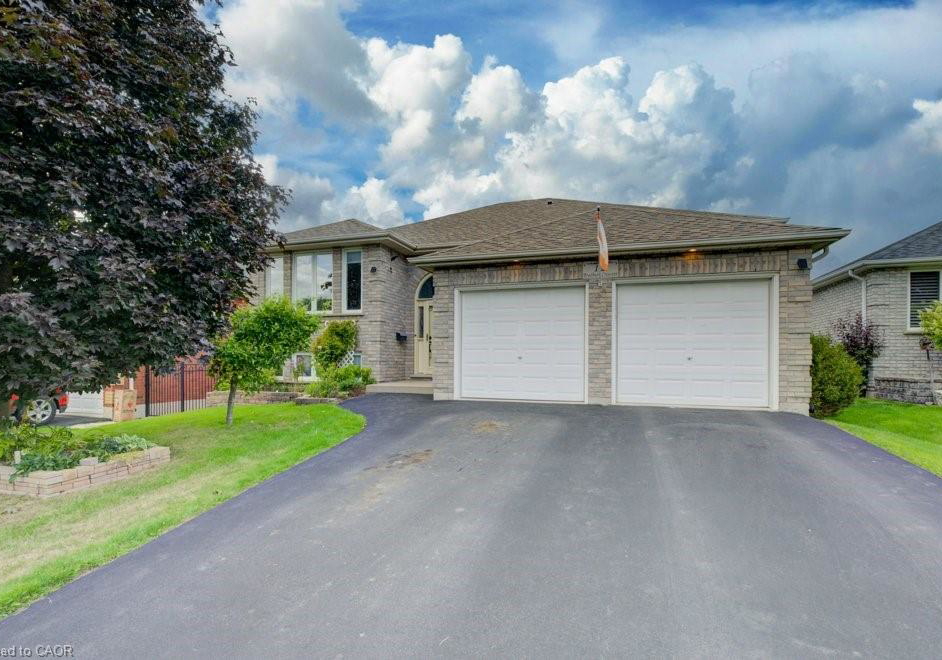 12-bradbury-crescent-paris-ontario-40763749