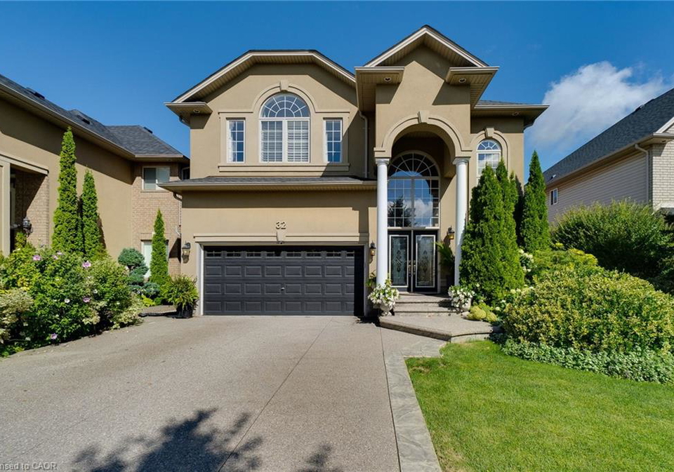 32-chambers-drive-ancaster-ontario-40763772