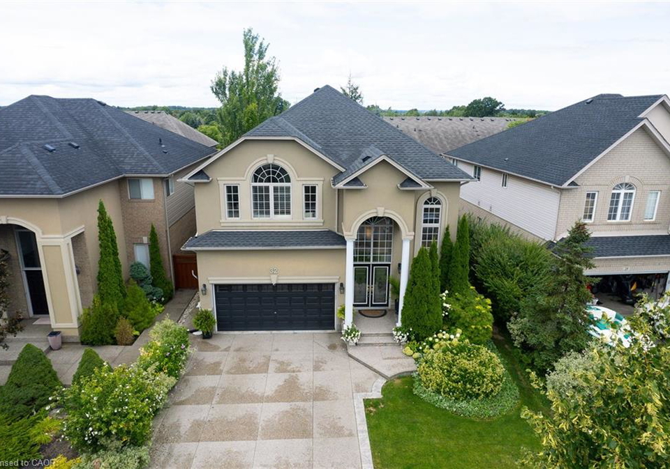 32-chambers-drive-ancaster-ontario-40763772