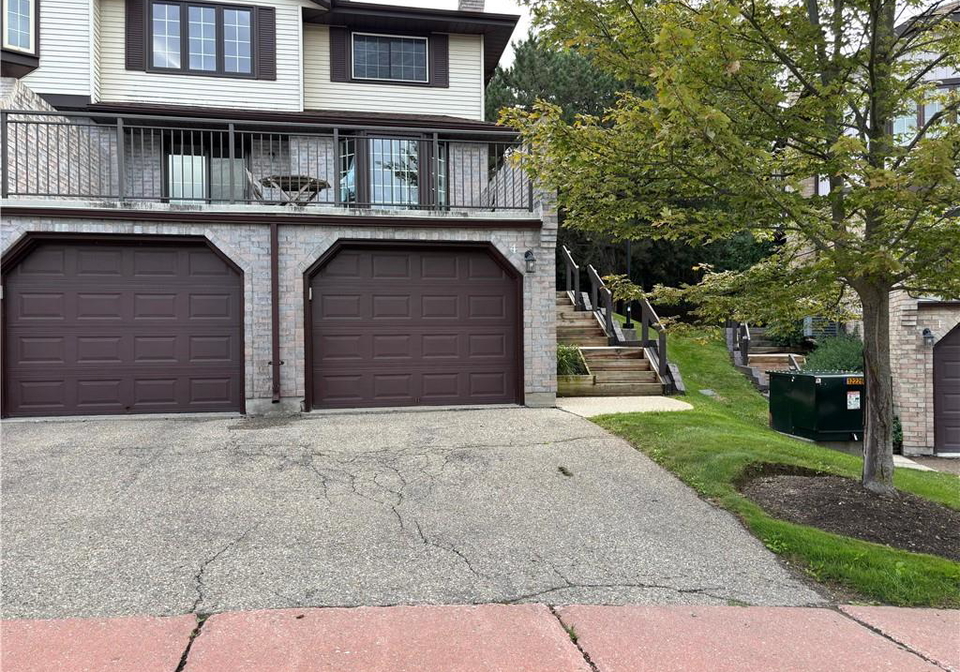 487-beechwood-drive-waterloo-ontario-40763786