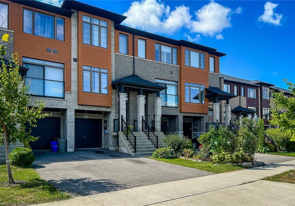37-soho-street-hamilton-ontario-40763843