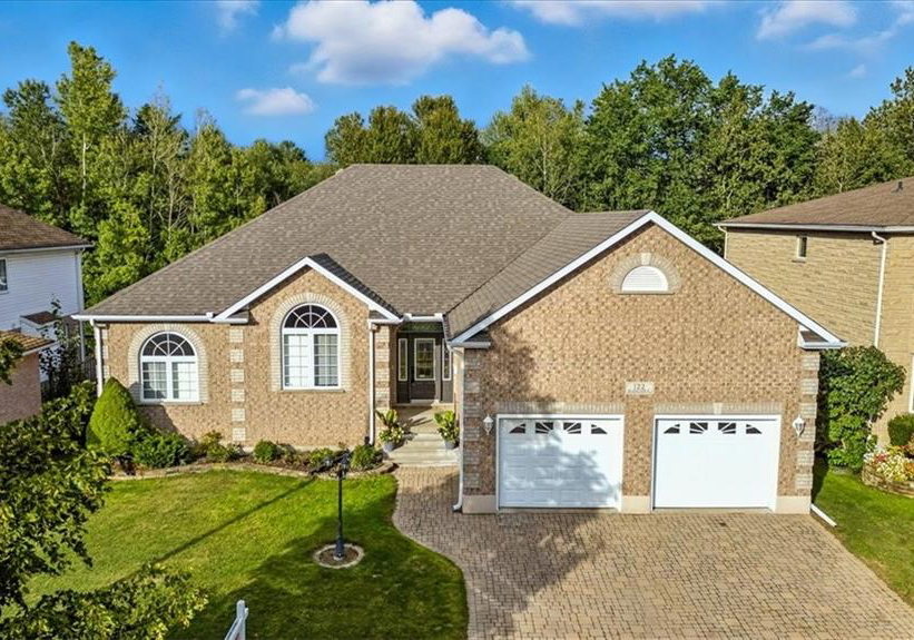 122-briarmeadow-place-kitchener-ontario-40763877