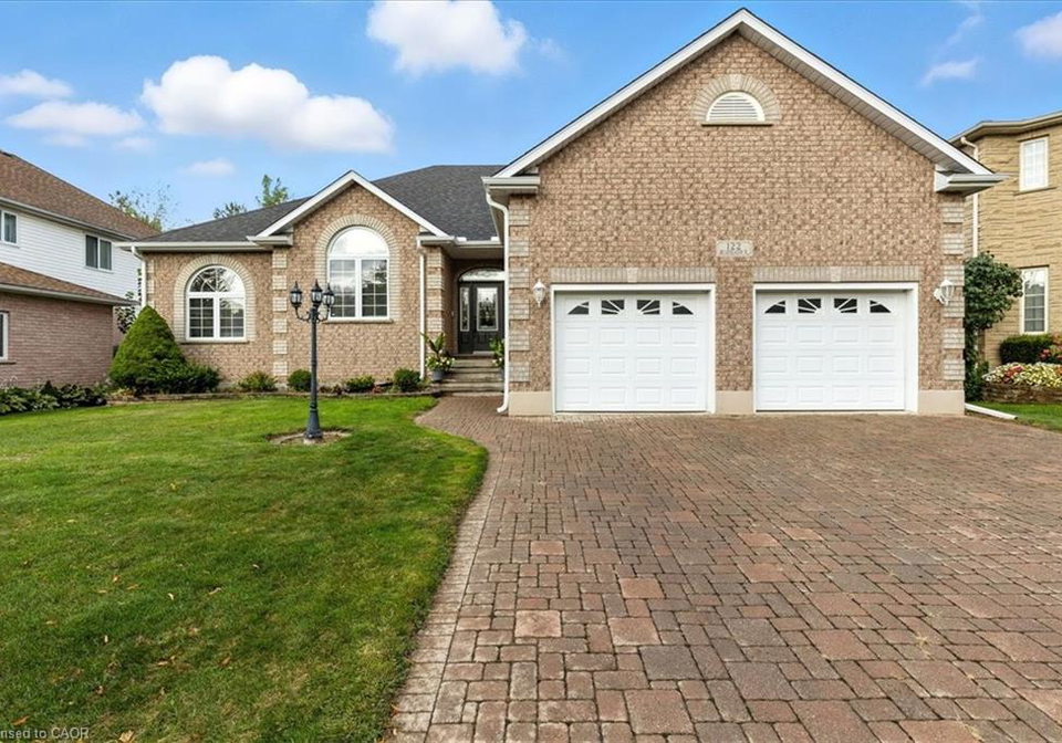 122-briarmeadow-place-kitchener-ontario-40763877