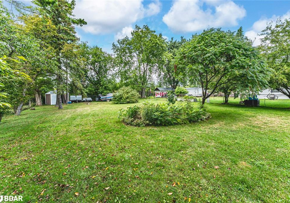 1986-victoria-street-innisfil-ontario-40763896