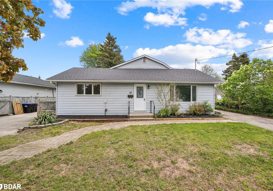 37-tottenham-road-alliston-ontario-40763914