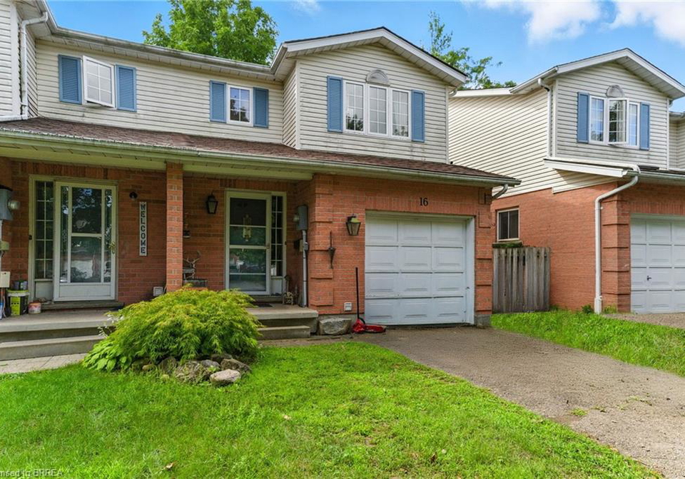 16-graystone-court-paris-ontario-40763935
