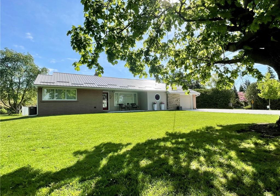 6-ryerse-crescent-port-dover-ontario-40764043