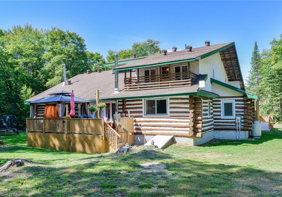 239-old-government-road-emsdale-ontario-40764048