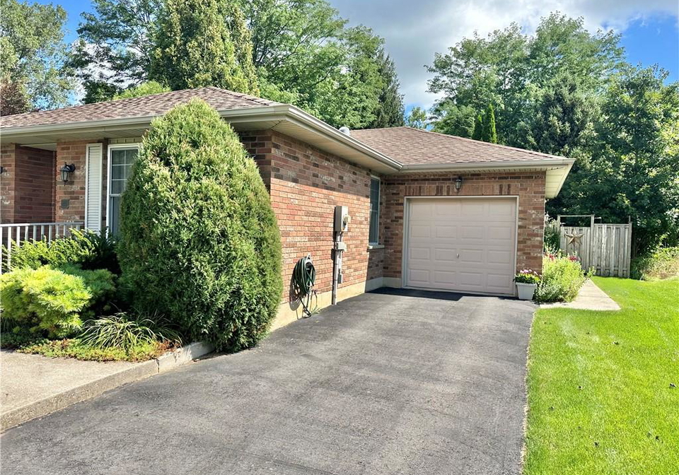 21-wembley-court-simcoe-ontario-40764053