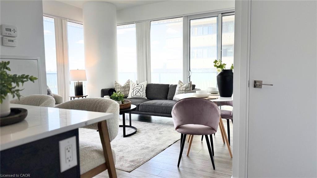 42-charles-street-e-toronto-ontario-40764106