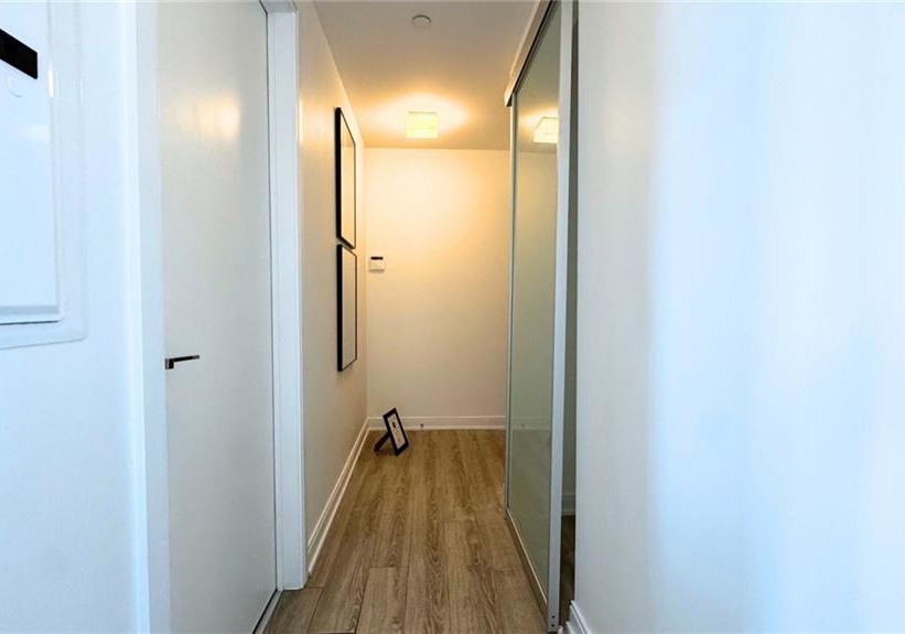 42-charles-street-e-toronto-ontario-40764106