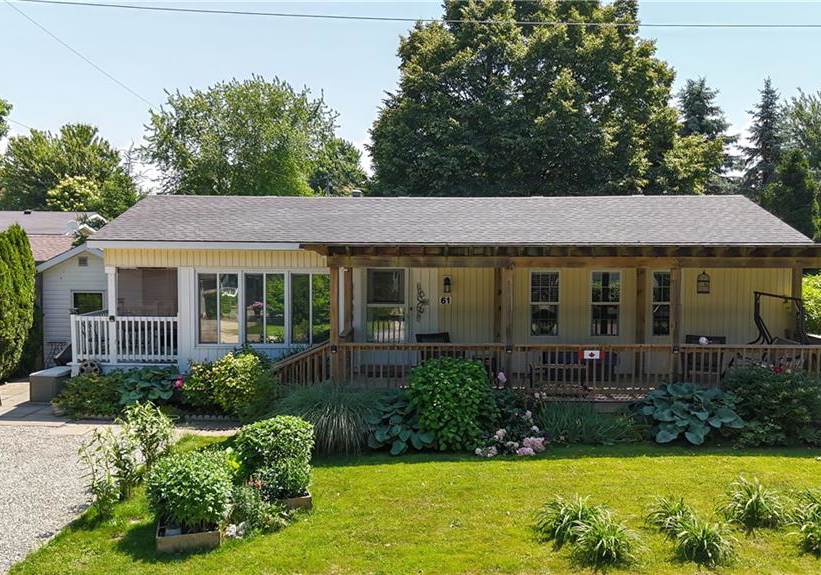 77307-bluewater-highway-bayfield-ontario-40764129