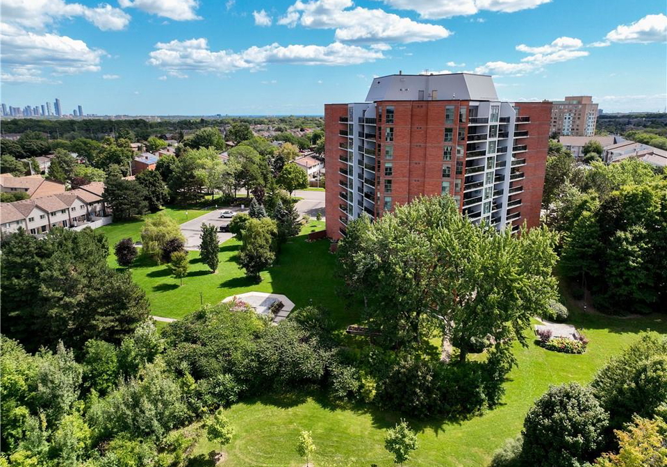 2665-windwood-drive-mississauga-ontario-40764165