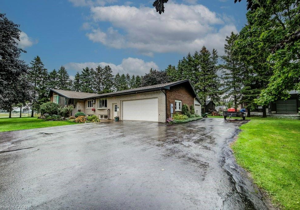 8719-road-164-gowanstown-ontario-40764212