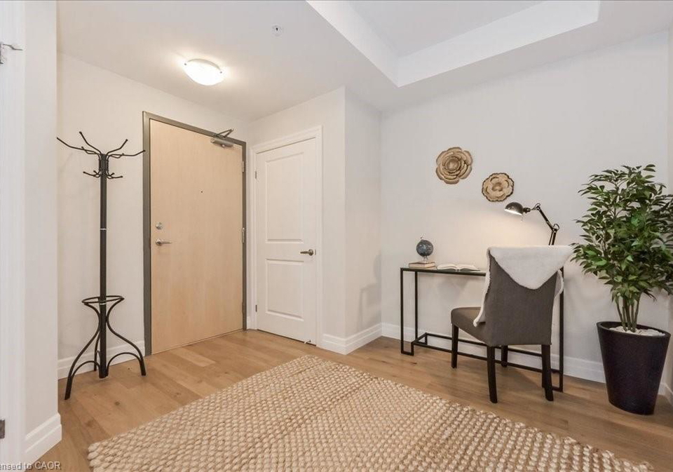19-stumpf-street-elora-ontario-40764229