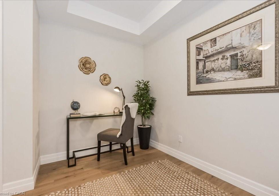 19-stumpf-street-elora-ontario-40764229