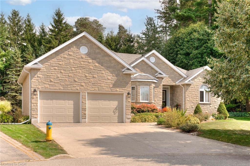422-hagen-court-waterloo-ontario-40764359
