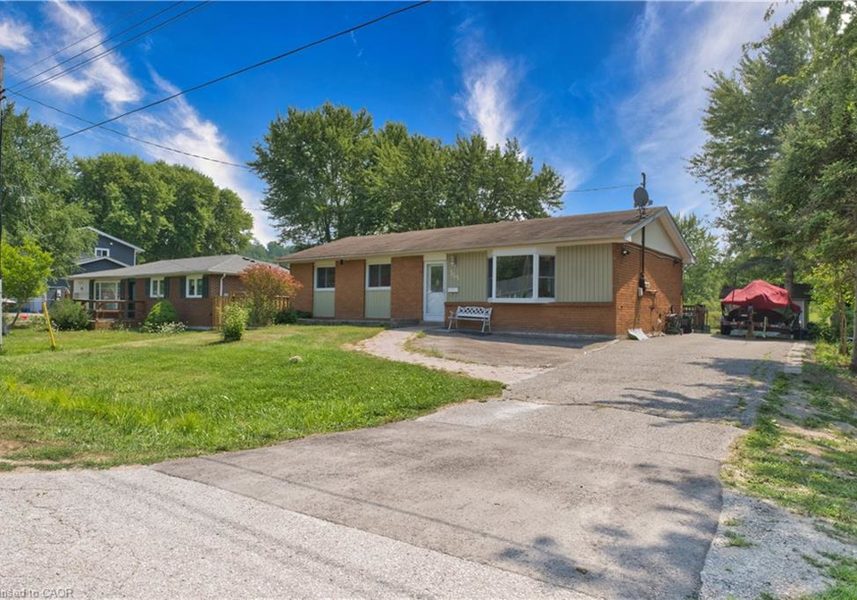 365-adeline-drive-georgina-ontario-40764378