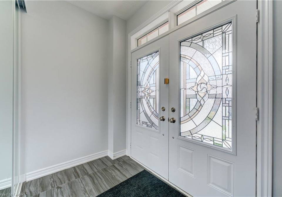 39-drake-avenue-paris-ontario-40764421