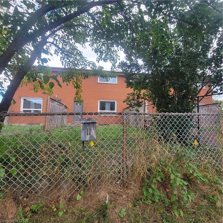 809-walter-street-cambridge-ontario-40764511
