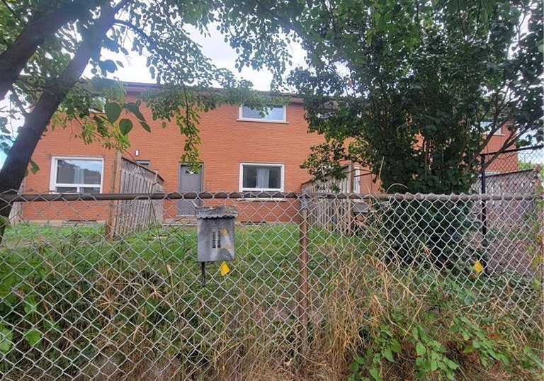 809-walter-street-cambridge-ontario-40764511