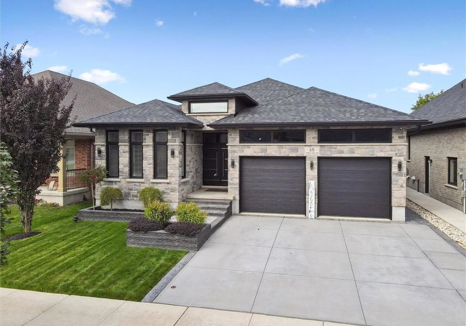 18-timber-trail-road-elmira-ontario-40764533