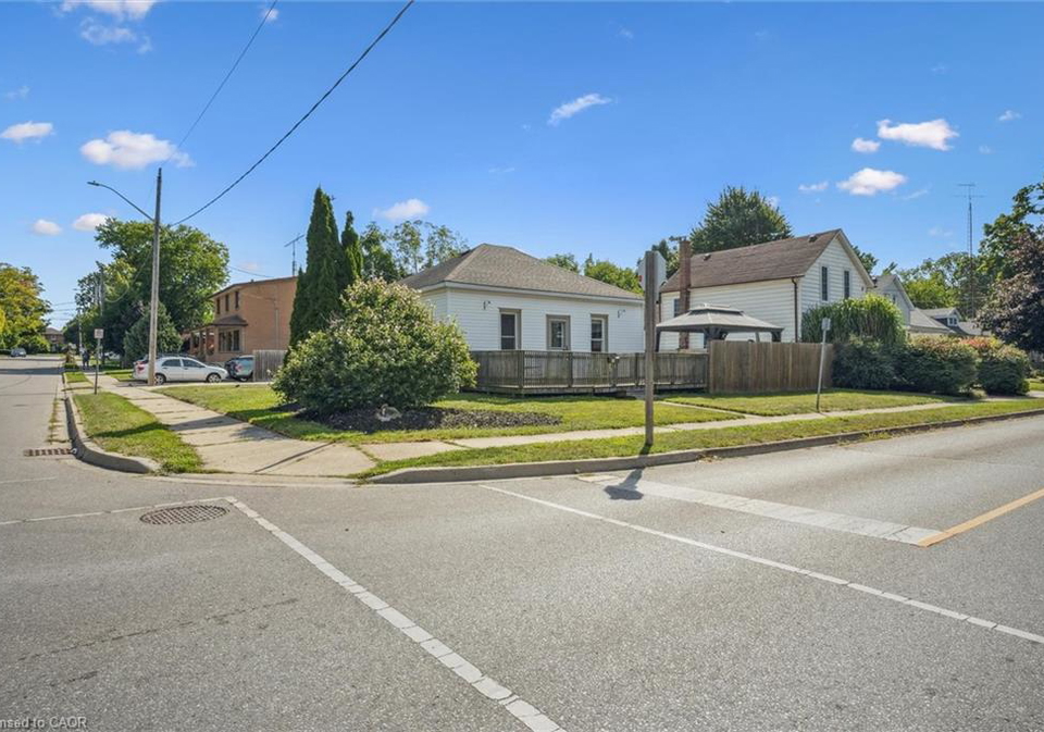 47-chalmers-street-n-cambridge-ontario-40764621