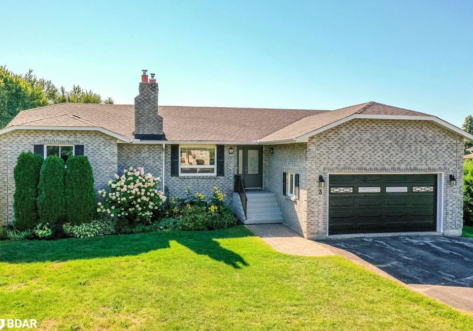 3-maple-gate-brechin-ontario-40764658
