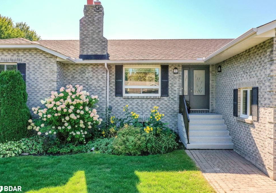 3-maple-gate-brechin-ontario-40764658