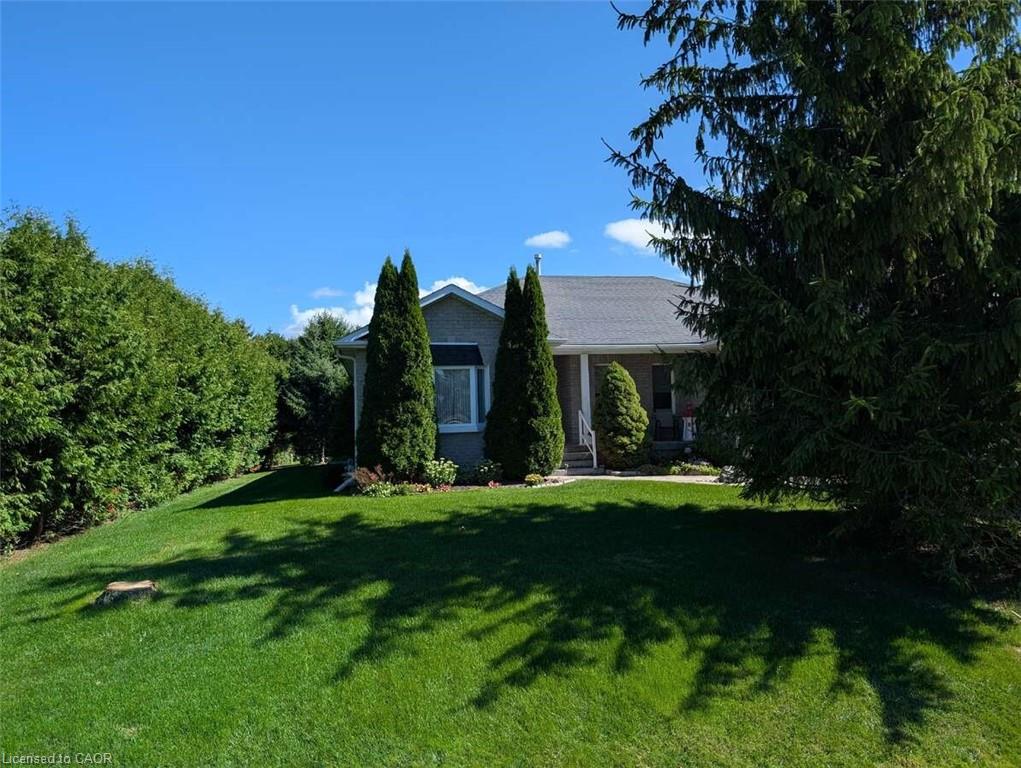 7-club-court-wasaga-beach-ontario-40764800