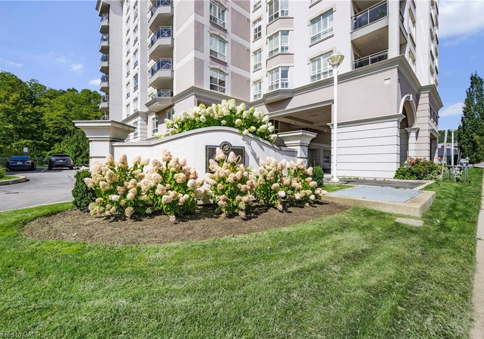 4000-creekside-drive-dundas-ontario-40764831