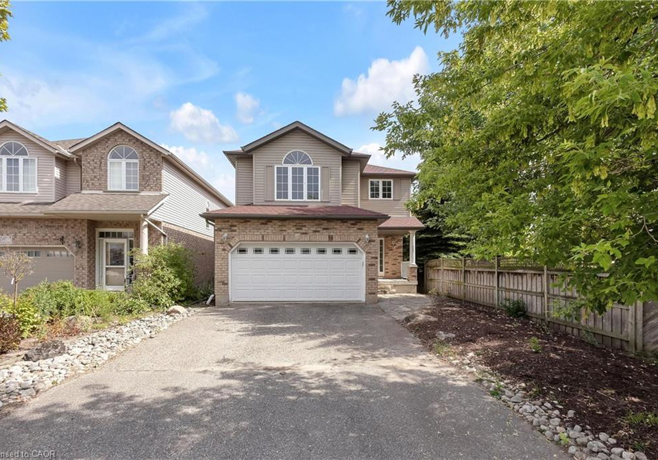 205-holbeach-crescent-waterloo-ontario-40764838
