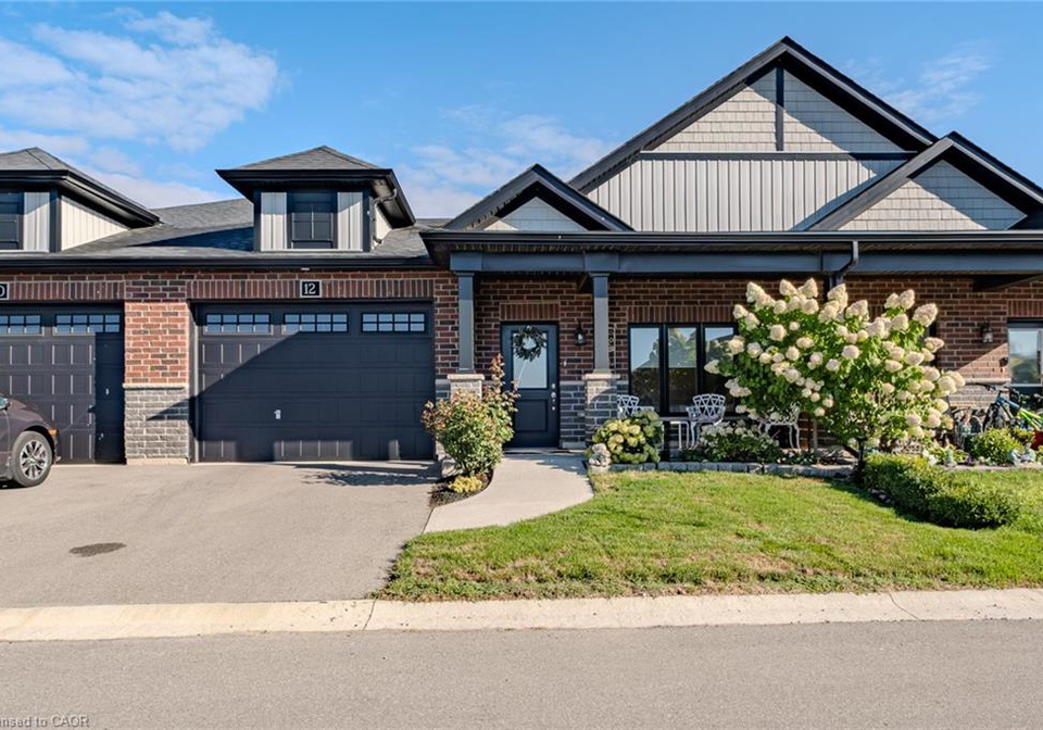 12-brookfield-lane-simcoe-ontario-40764855