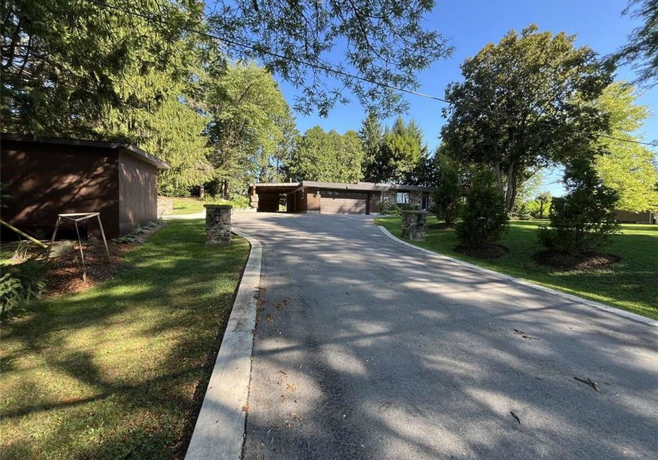 915-governors-road-dundas-ontario-40764893