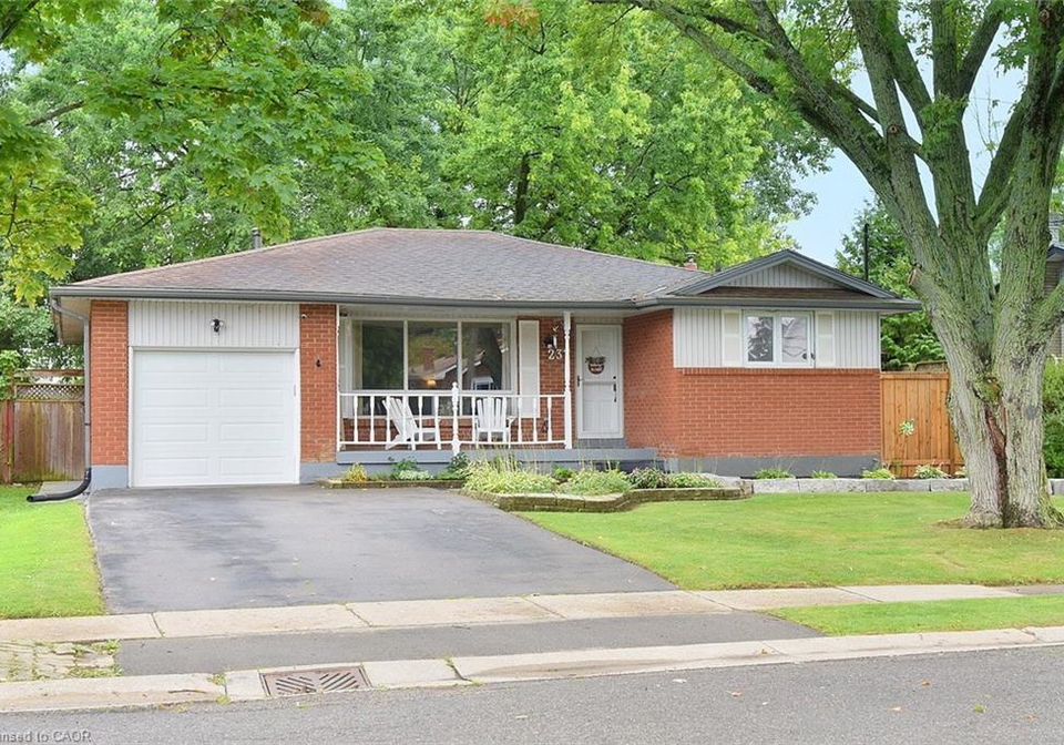 237-mac-crae-drive-caledonia-ontario-40764894