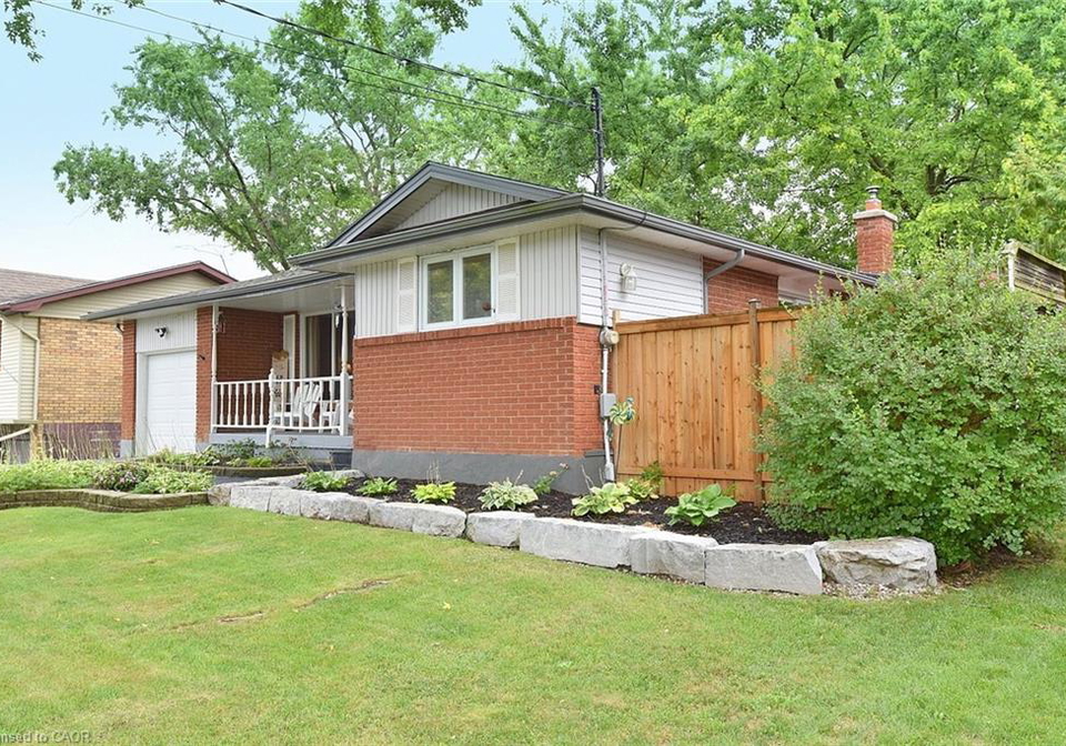 237-mac-crae-drive-caledonia-ontario-40764894