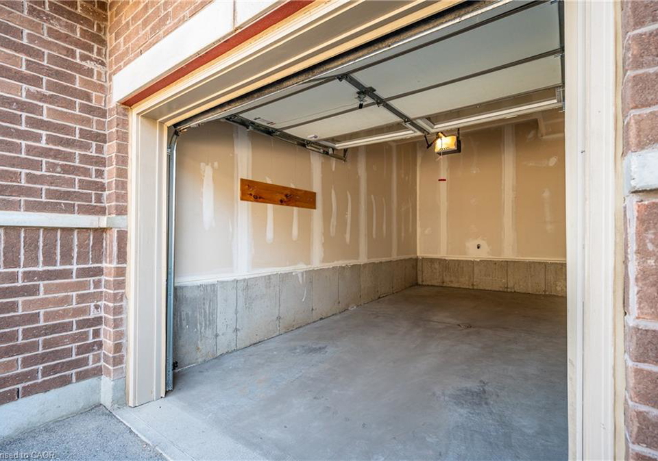 70-willowrun-drive-kitchener-ontario-40764949