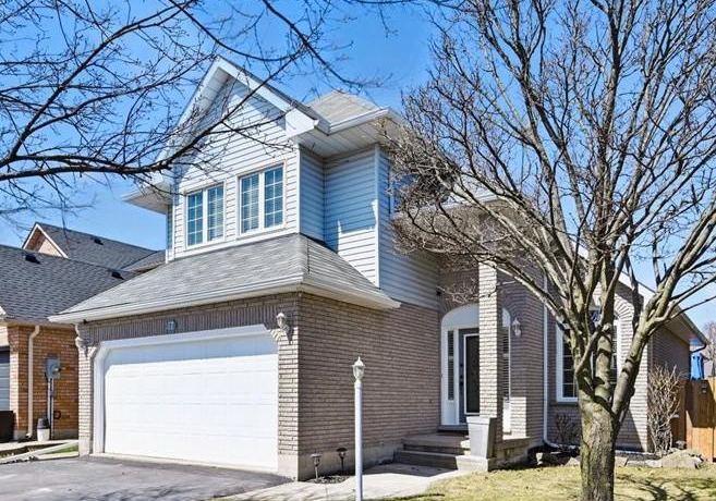 17-rockhaven-lane-waterdown-ontario-40764953
