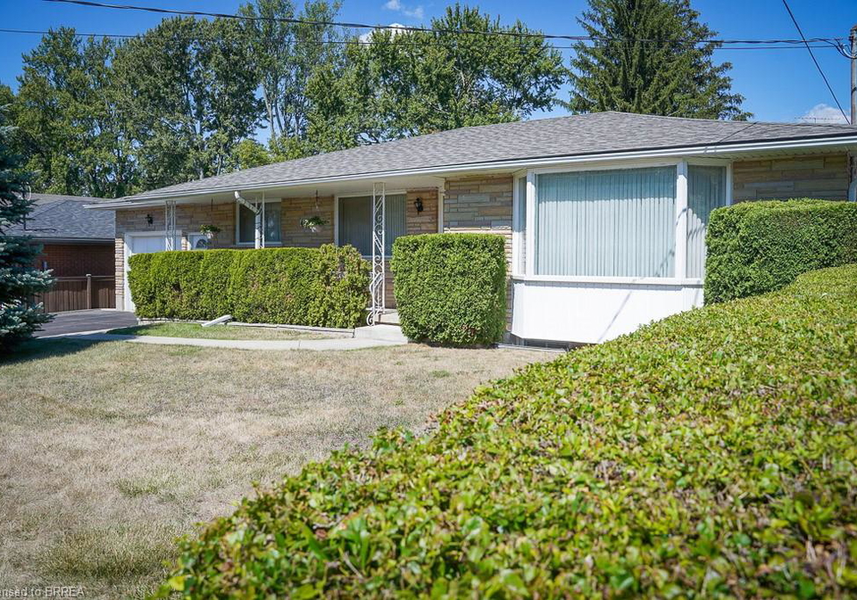406-nelson-street-brantford-ontario-40765012