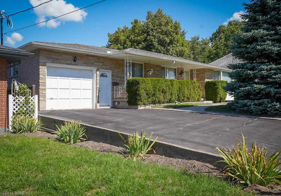 406-nelson-street-brantford-ontario-40765012
